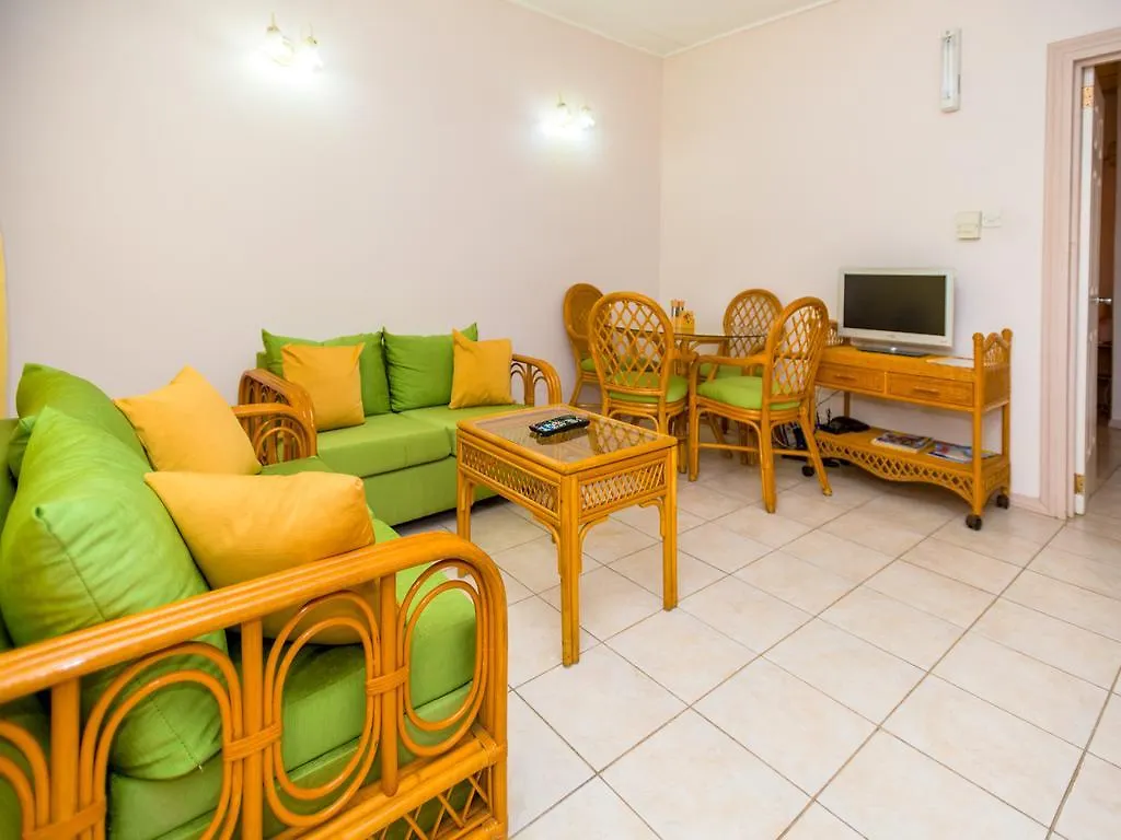Bougainvillea Apartments St. George's